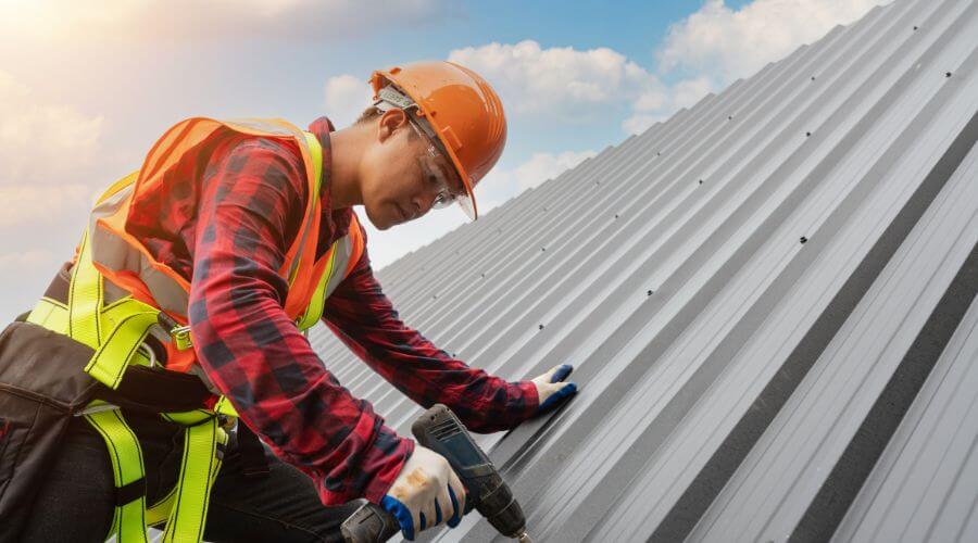 Professional Emergency Roof Repairs services in Golden Gate, IL